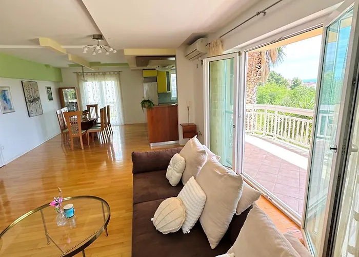 Apartman Garden *