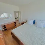 Garden Split